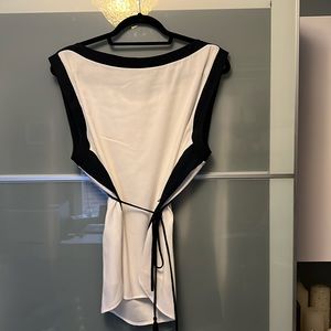 Ann Taylor sleeveless shell with rope belt size xl